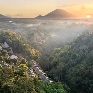 https://udhiana-ubud-resort.ubudhotelsnow.com